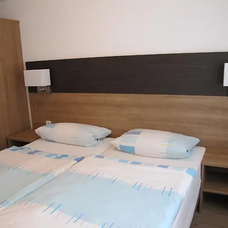 Roemer 3*